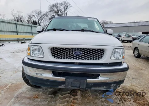 1998 Ford F150 z USA, uszkodzony, nr VIN 1FTZX17W3WNB68374